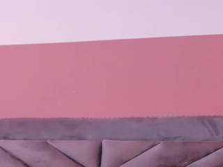 molly-zanderbond Live Webcam on CamSoda