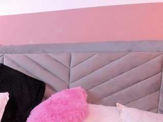  molly-zanderbond chat room