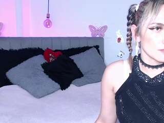 nicole-jennss from CamSoda is Freechat