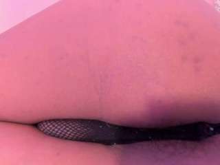 le modèle silvanacapellii est en webcam porno dans un show sur le site camsoda, il possède les tags suivants: big cock,black-hair,brown-eyes,dirty talk,drinking,fetish,orgasm,smoking,tattoos,hd,small tits