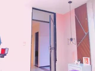SilvanaCapelli's Live Sex Cam Show