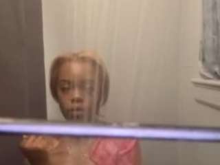 theredboneslut webcam