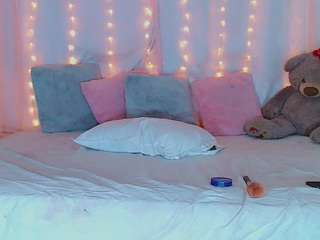 alanabekeer Teen live webcam