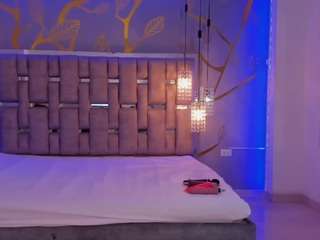 alessiadouce's CamSoda show and profile