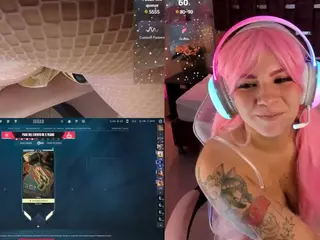 AlessiaDouce's Live Sex Cam Show
