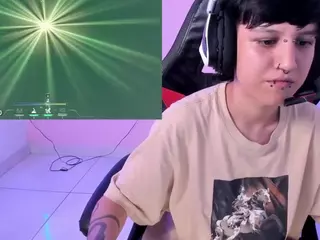 Charlie-Taylor's Live Sex Cam Show