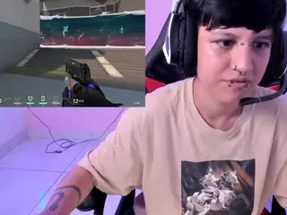Charlie-Taylor's Live Sex Cam Show