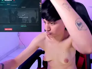 Charlie-Taylor's Live Sex Cam Show