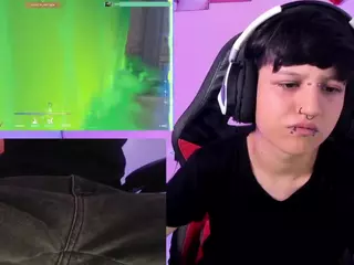 Charlie-Taylor's Live Sex Cam Show