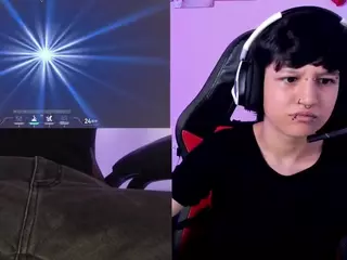 Charlie-Taylor's Live Sex Cam Show