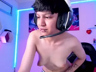 Charlie-Taylor's Live Sex Cam Show