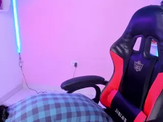 Charlie-Taylor's Live Sex Cam Show