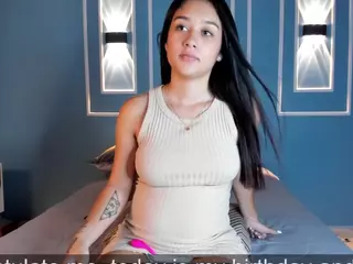 jazmiin-z-bigass's Live Sex Cam Show