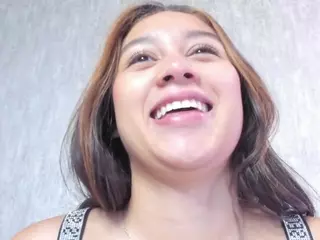 jazmiin-z-bigass's Live Sex Cam Show