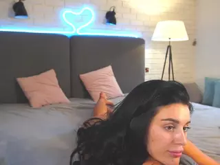 Madina-Kiss's Live Sex Cam Show