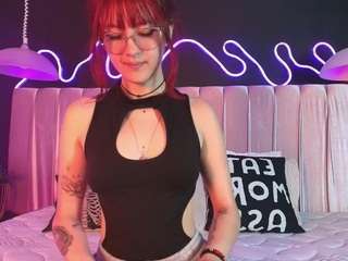 Alix Red Hair live webcam show