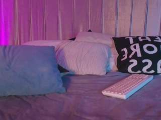 Alix Red Hair live cam preview