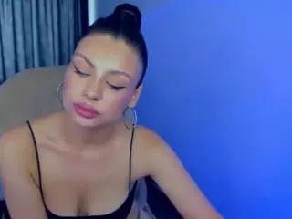 JuliaLorens's Live Sex Cam Show
