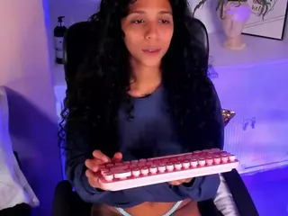 Malany-Ruiz's Live Sex Cam Show