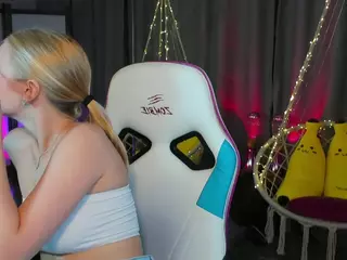 TessaMillers's Live Sex Cam Show