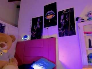alexia-corleoni Live Webcam on CamSoda