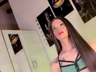 alexia-corleoni webcam model