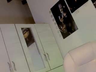 Live cam show with Alexia-corleoni