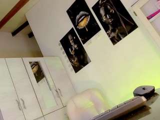 alexia-corleoni Sex Cam Show