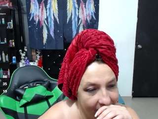 allisonbigtits69 Live Webcam on CamSoda