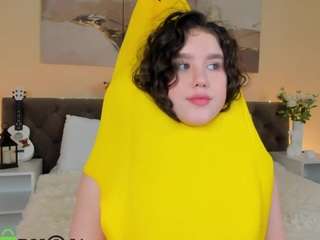 ariella-sol Live Webcam on CamSoda