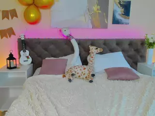 Ariella-Sol's Live Sex Cam Show