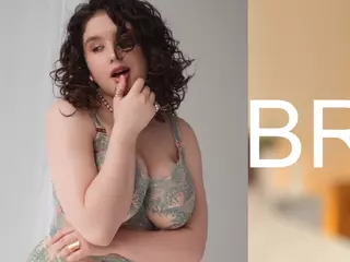 Ariella's Live Sex Cam Show