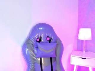 cameliaa-smiith Live Webcam on CamSoda