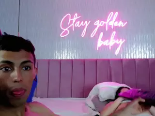 couplehoneyfx's Live Sex Cam Show