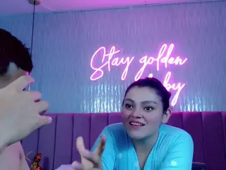 couplehoneyfx's Live Sex Cam Show