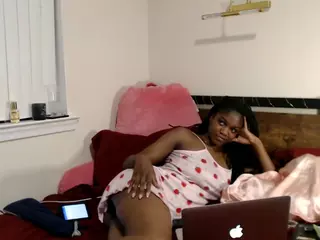 Drayca Moon's Live Sex Cam Show