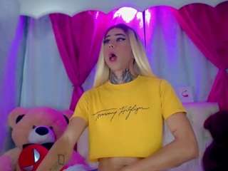 konnorfoxx Live Webcam on CamSoda