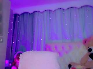 JuliaBulette live webcam show