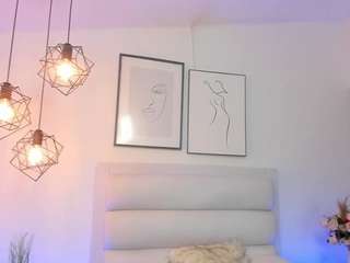  lia-angels chat room