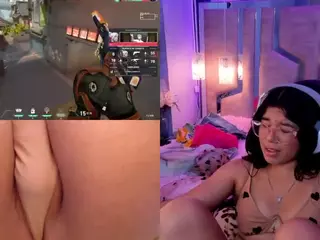 LissGames's Live Sex Cam Show