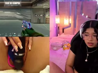 LissGames's Live Sex Cam Show