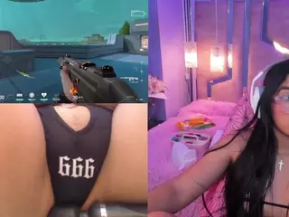 LissGames's Live Sex Cam Show