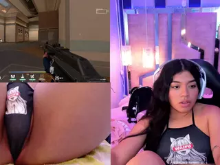 LissGames's Live Sex Cam Show