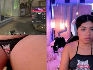 LissGames's Live Sex Cam Show