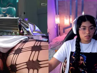 LissGames's Live Sex Cam Show