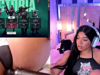 LissGames's Live Sex Cam Show