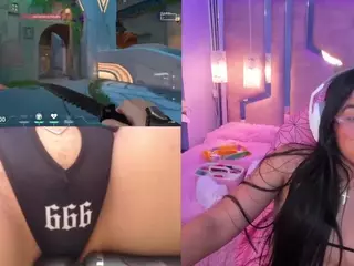 LissGames's Live Sex Cam Show