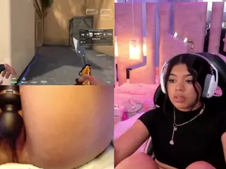 LissGames's Live Sex Cam Show