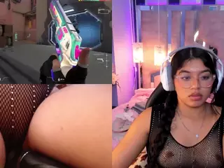 LissGames's Live Sex Cam Show