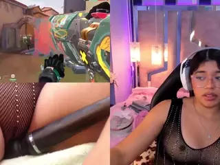 LissGames's Live Sex Cam Show